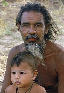 Muž a dítě z etnika Veddů