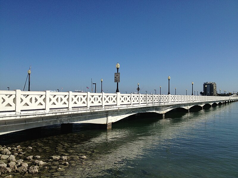 File:Venetian Causeway 1925 (8289533418).jpg