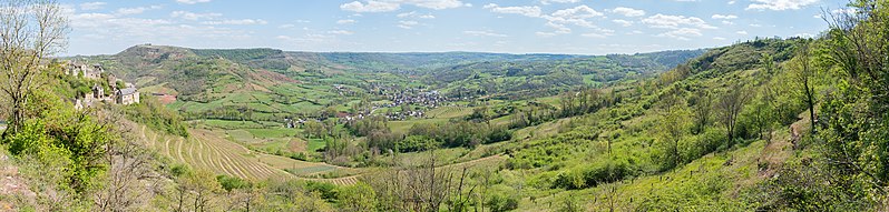 File:View of Clairvaux-d'Aveyron (5).jpg