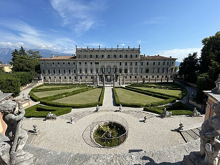 Villa Bettoni and Garden