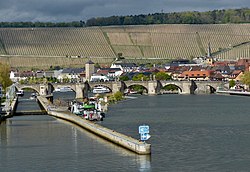 Geolina163 mit Alte Mainbrücke in Würzburg