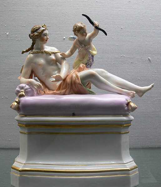 File:W C Meyer Ruhende Venus mit Amor KGM M1442.jpg