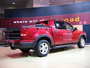 Ford Explorer Sport Trac XLT, showing bed extender deployed