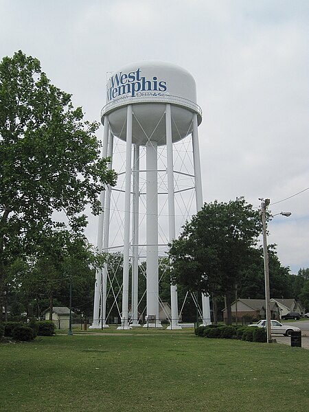 File:Water tower West Memphis AR 2012-04-21 008.jpg