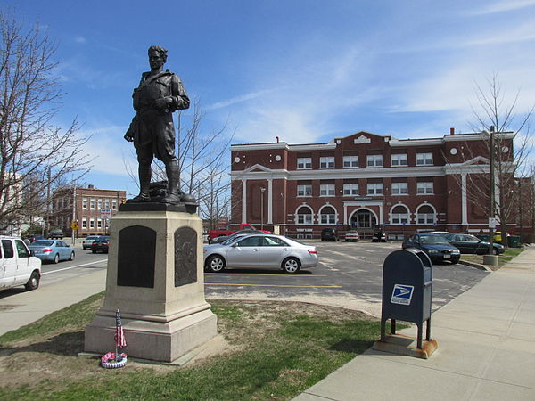 Taunton Plaza, at the triangle created by US 44 (Taunton Avenue), Whelden Avenue, and Broadway in East Providence, features a Doughboy statue by Pietr
