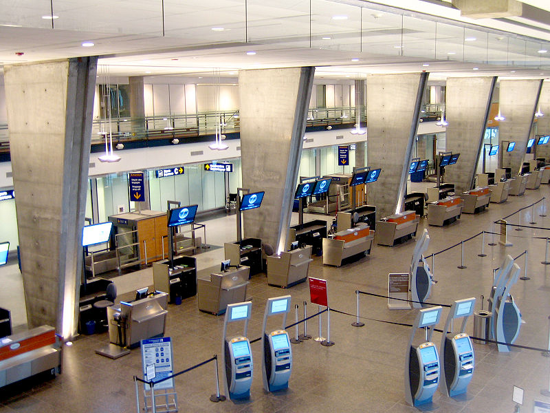 File:YUL U.S. Departures Sector.JPG