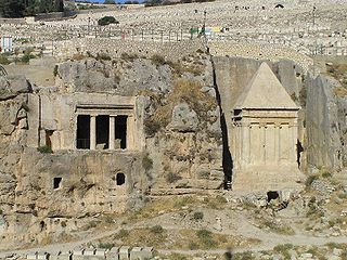 <span class="mw-page-title-main">Rock-cut tombs in ancient Israel</span> Aspect of history