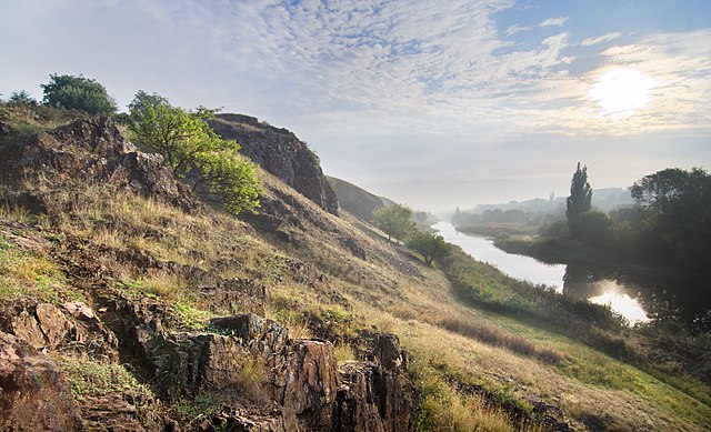 Скелі МОДРу, © Сергій Рижков, CC-BY-SA 3.0