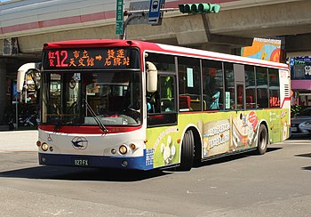 中興巴士827-FX 紅12.jpg