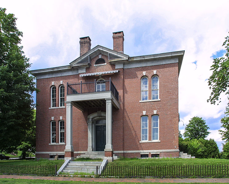 File:1870 Customs House Wiscasset Maine.jpg