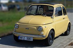Der Fiat 500 250px-2005-09-17_Fiat_500_R_%28retuschiert%29