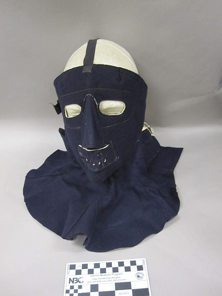 File:2010-117-7 Special Winter Uniform, Face Mask (5189656610).jpg