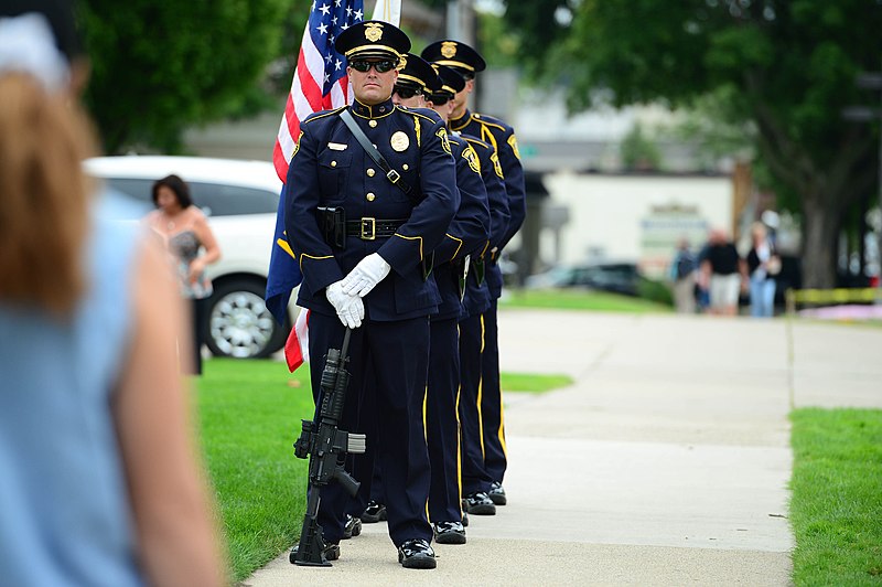 File:2013 Coast Guard Festival in Grand Haven 130802-G-VG516-098.jpg