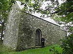 Церковь Cruggleton и обнесенный стеной могильник