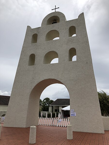 File:2019 Marin Greek Festival - Sarah Stierch 02.jpg