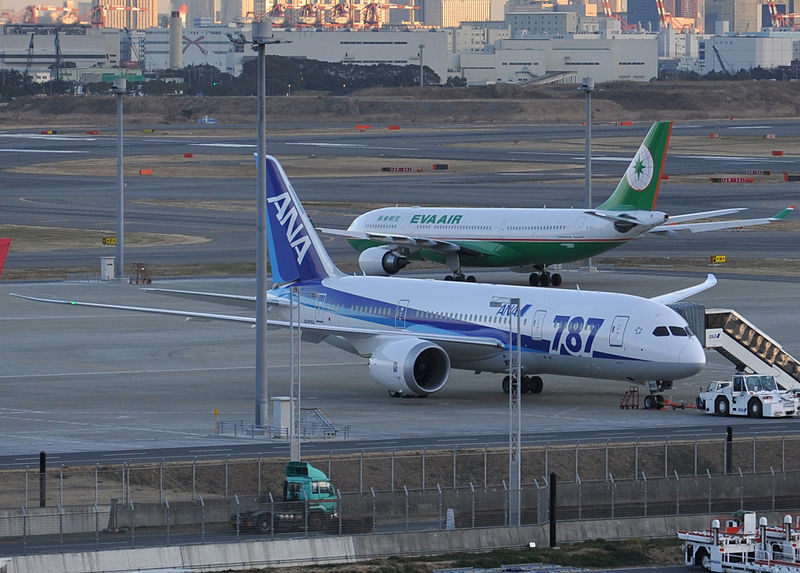 File:ANA B787-8(JA805A) (6691907081).jpg