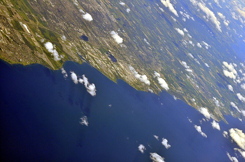 File:Aerial - Whitby & Oshawa, Ontario 02 - white balanced (9656954267).jpg