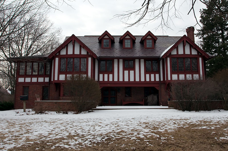 File:AlphaXiDeltaSororityChapterHouse Urbana Illinois 4414.jpg