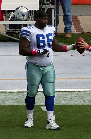<span class="mw-page-title-main">Andre Gurode</span> American football player (born 1978)