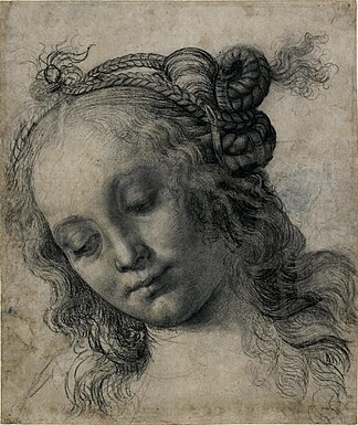 Kokë gruaje, rreth 1475, karbon i theksuar me përvijim të bardhë, penë me bojë të kaftë, 324 x 273 mm., British Museum. Verrocchio e krijoi këtë bukuri ideale të lidhur me Portret gruaje të re në Frankfurt të Botticelli-t.[25][26]