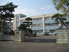 Aomori Prefectural Goshogawara High School 1.JPG