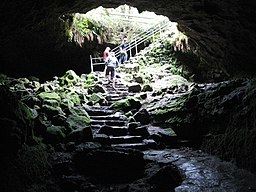 Ape Cave entrance.jpg