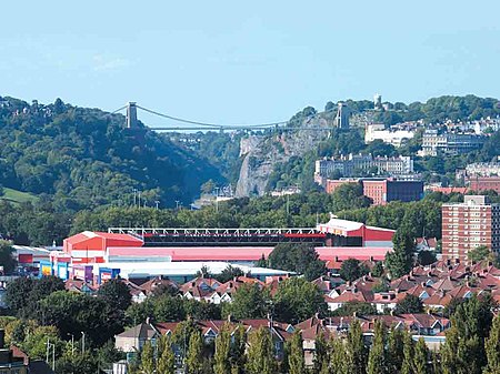 Tập_tin:Ashton_Gate_&_Bridge.jpg