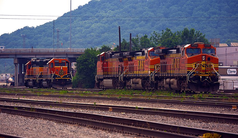 File:BNSF - Cherokee Power (5780882802).jpg