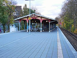 The Othmarschen S-Bahn station in 2013