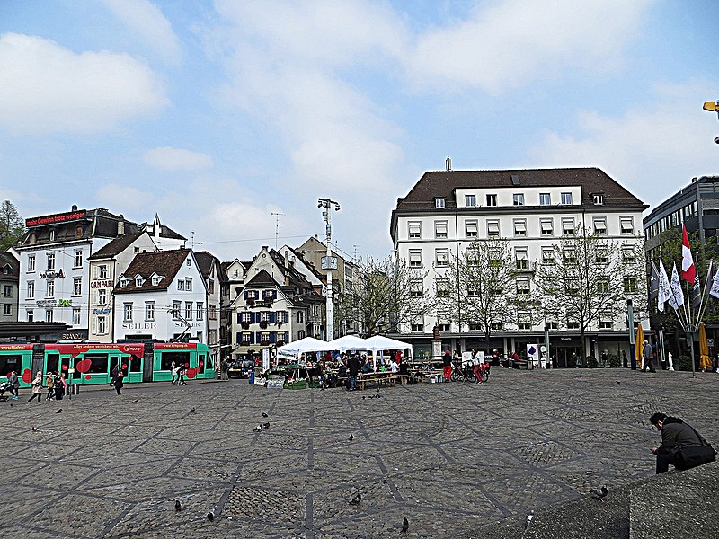 File:Barfüsserplatz - panoramio (1).jpg