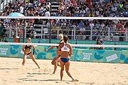 Deutsch: Beachvolleyball bei den Olympischen Jugendspielen 2018; Tag 11, 17. Oktober 2018; Jungen, Spiel um Platz 3 – USA (Devon Newberry/Lindsey Sparks)-Norwegen (Emilie Olimstad/Frida Berntsen) 1:2 (21–1/13–21/9–15) English: Beach volleyball at the 2018 Summer Youth Olympics at 17 October 2018 – Bronze Medal Match – USA (Devon Newberry/Lindsey Sparks)-Norway (Emilie Olimstad/Frida Berntsen) 1:2 (21–1/13–21/9–15)