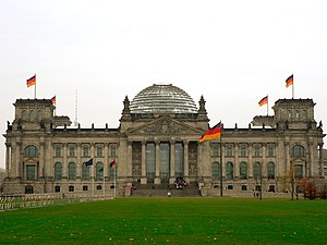 Berlin Reichstag 2005.jpg