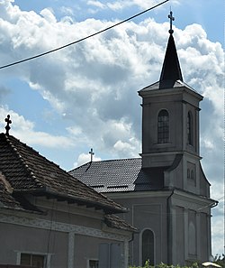 Biserica din Aușeu, Bihor.jpg