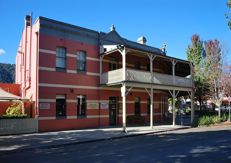 File:Bright Alpine Hotel 006.JPG