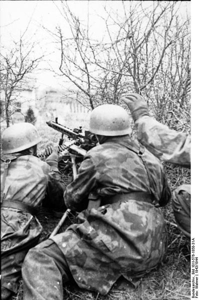 File:Bundesarchiv Bild 101I-576-1850-31A, Italien, Fallschirmjäger mit MG.jpg