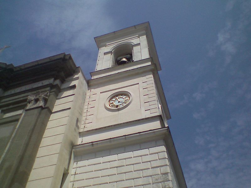 File:Campanile cattedrale-Albano Laziale.jpg