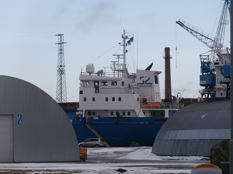 File:Cleopatra Superstructure Paljassaare Shipyard Tallinn 15 January 2015.JPG