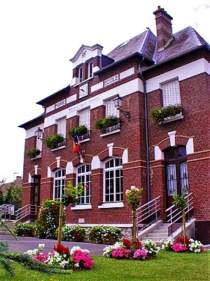 Ang Town Hall sa Caveurclles-Sur-Seine