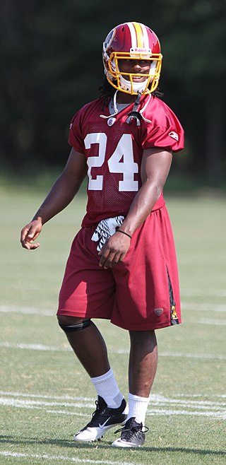 <span class="mw-page-title-main">DeJon Gomes</span> American football player (born 1989)