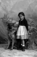 Die etwa 6-jährige Grete Dispeker, ca. 1912 (Quelle: Wikimedia)