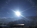 Miniatuur voor Bestand:Distant sun in gulmarg.jpg