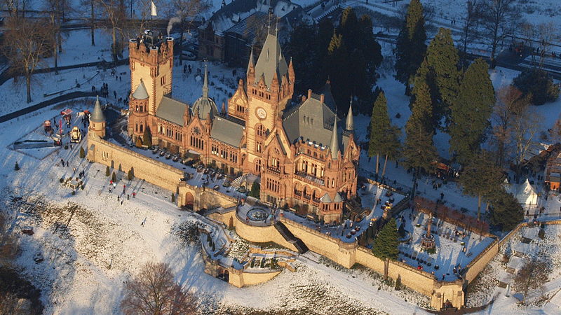 File:Drachenburg-115.jpg