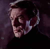 Dracula (1958) trailer - Michael Gough (cropped & flipped).png