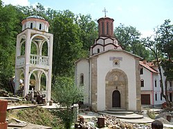 Draganac - Манастир Св.Архангела Гаврила - panoramio.jpg