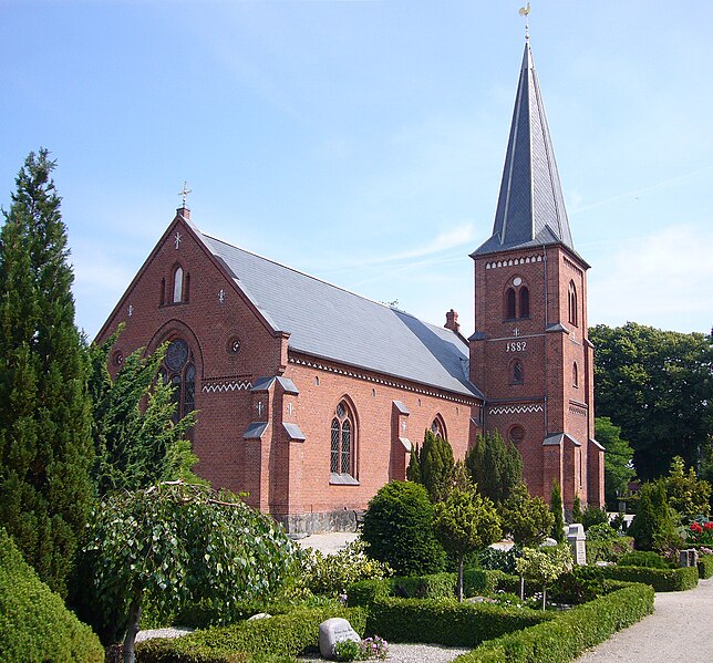 File:Dragoer Kirke Copenhagen 2.jpg