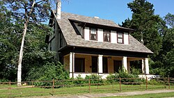 Duckworth-Williams House 001.jpg