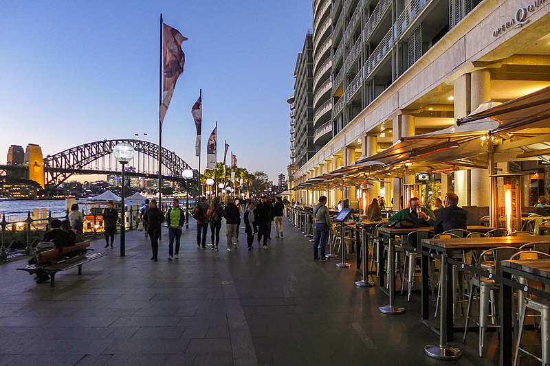 File:East Circular Quay waterfront 2017.jpg