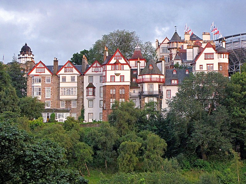 File:Edinburgh, view from Princes Street Gardens - panoramio.jpg