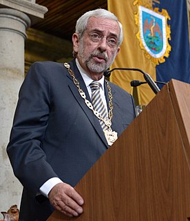 Enrique Graue Wiechers Mexican doctor and UNAM rector (born 1951)