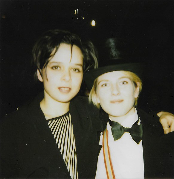 File:Eveline Ketterings and friend, 1995.jpg
